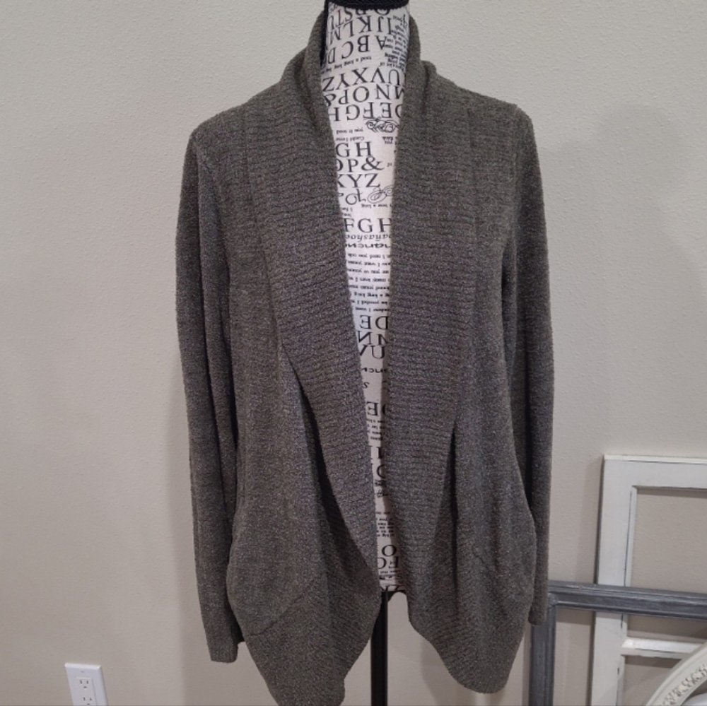 Max & Mia womens SZ M The Essential Travel Cardigan Olive green super soft cozy